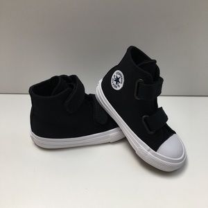 Rare Chuck Taylor Velcro Toddlers Shoes Size 6